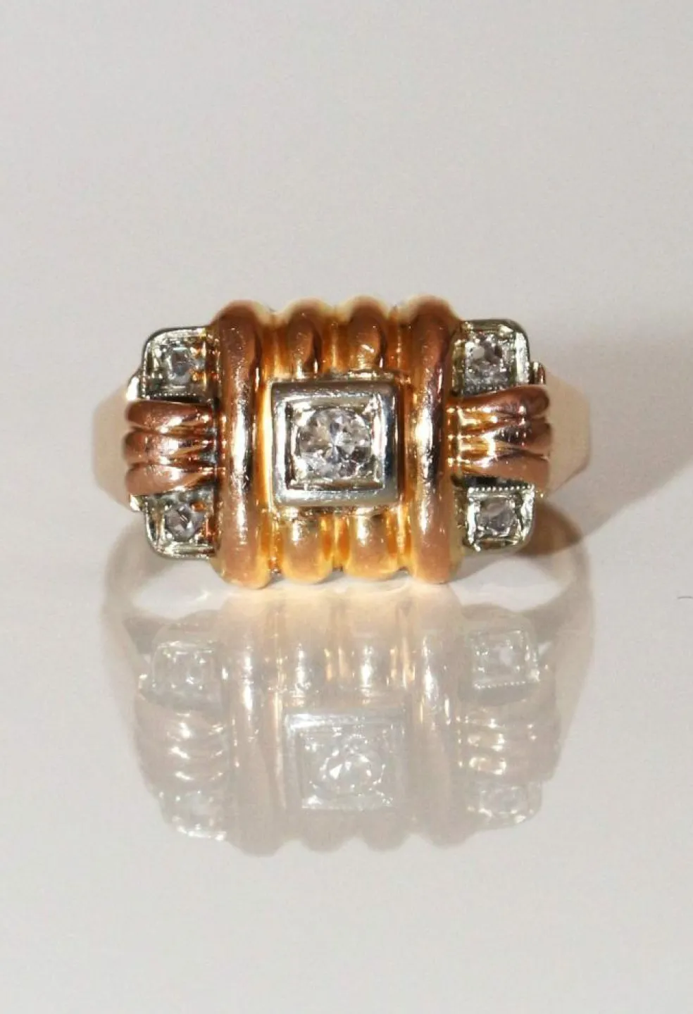 Bague Rétro 1949 or et diamants