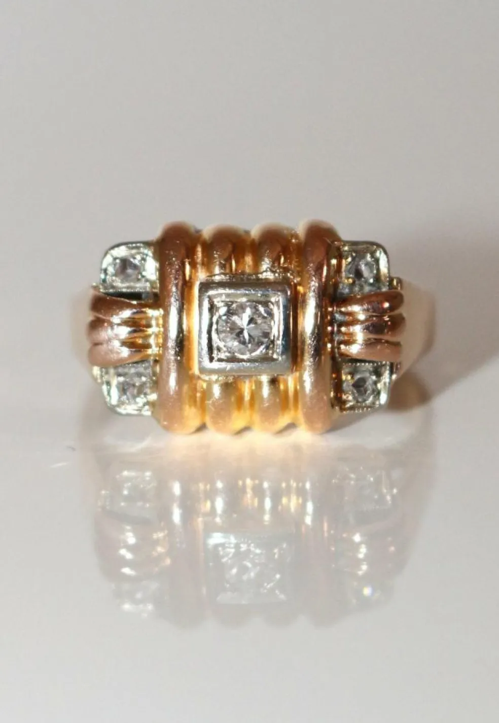 Bague Rétro 1949 or et diamants