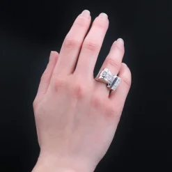 Bague rétro asymétrique diamants