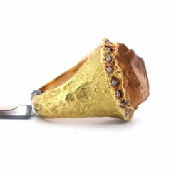 Bague rétro en or jaune, citrine, diamants