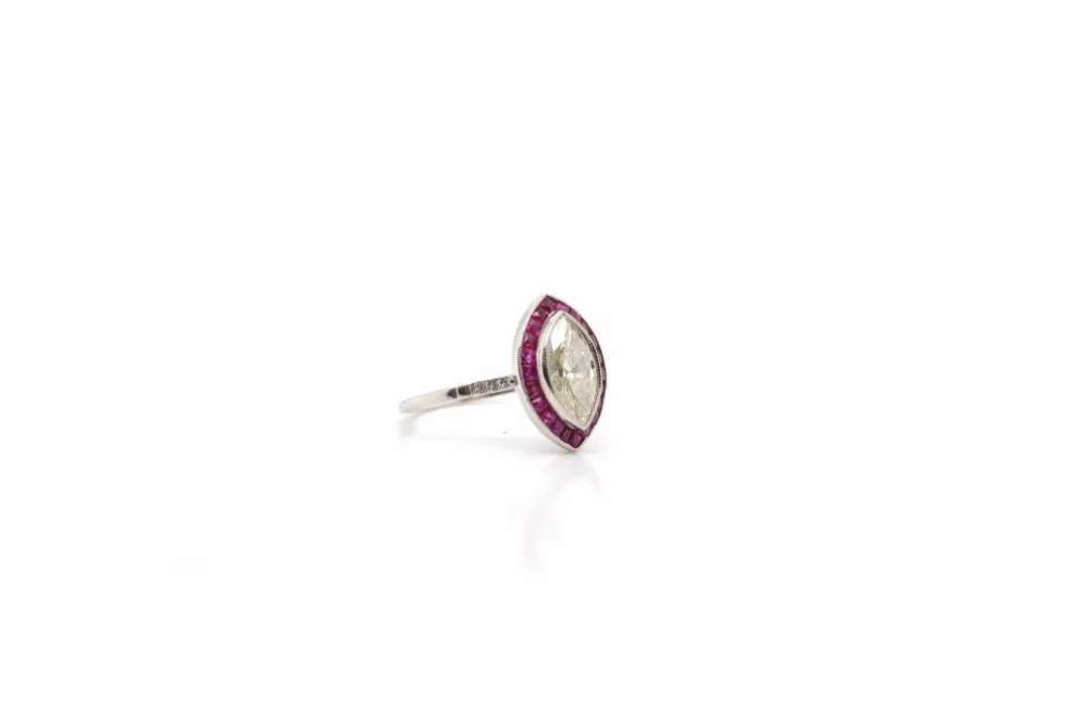 Bague Rétro Or blanc Diamant Rubis