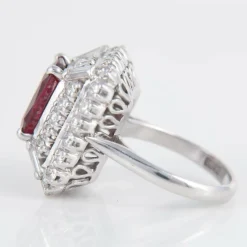 Bague Rubis birman et Diamants