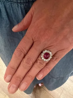 Bague rubis birman non chauffé 3.63 Carats diamants platine or jaune (Certificat)