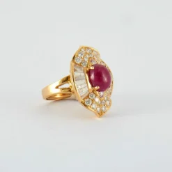 Bague Rubis cabochon Diamants