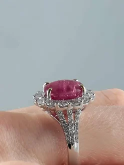 Bague Rubis cabochon Diamants