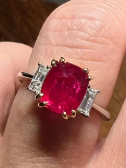 Bague Rubis 3.17ct Diamants