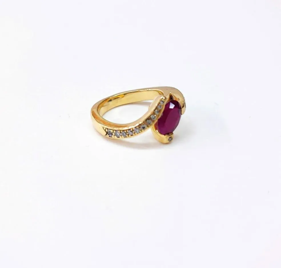 Bague rubis diamants or jaune