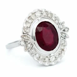 Bague rubis entourage diamants