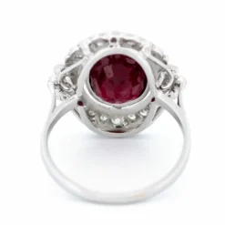 Bague rubis entourage diamants