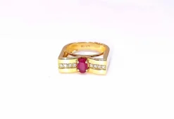 Bague rubis et diamants