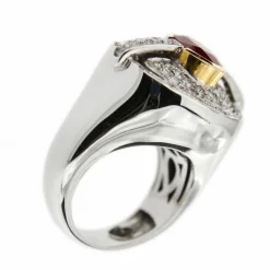Bague rubis et diamants