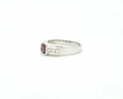 Bague rubis et diamants en or blanc