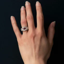 Bague Rubis et pavage de Diamants