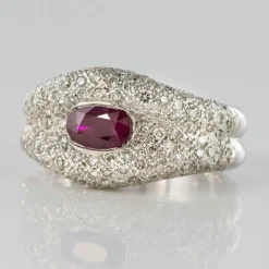 Bague Rubis et pavage de Diamants