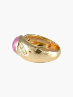 Bague rubis ovale cabochon suiffé or jaune