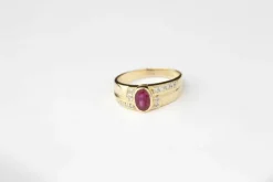 Bague Rubis ovale Diamants