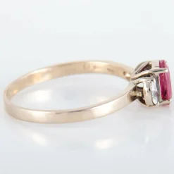 Bague Rubis épaulé