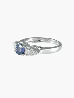Bague Saphir bleu mauve et Diamants