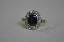 Bague saphir bleu époque victorienne