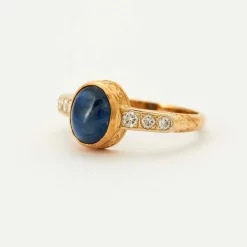 Bague Saphir Cabochon Diamants Or Jaune