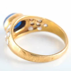 Bague saphir cabochon et diamants