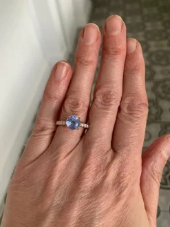Bague saphir ceylan non chauffé 2.44 Carats diamants or rose (Certificat)