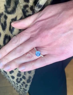 Bague saphir ceylan non chauffé 2.44 Carats diamants or rose (Certificat)