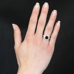 Bague saphir de Ceylan coussin et diamants