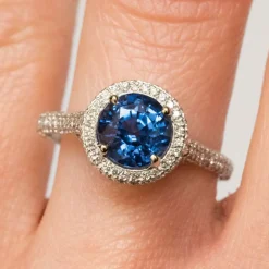 Bague saphir de ceylan et diamants