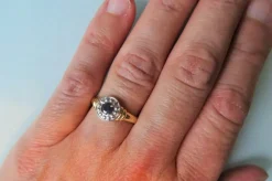 Bague Saphir des années 40 Or blanc et jaune
