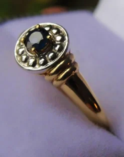 Bague Saphir des années 40 Or blanc et jaune