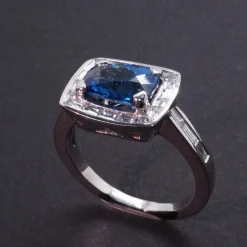 Bague saphir diamants