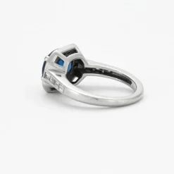 Bague Saphir Diamants baguettes