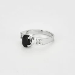 Bague saphir diamants or blanc