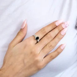 Bague saphir diamants or blanc