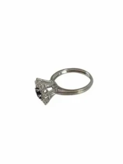 Bague saphir entourage