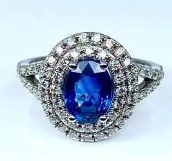 Bague Saphir entourage diamants