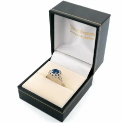 Bague Saphir entourage Diamants