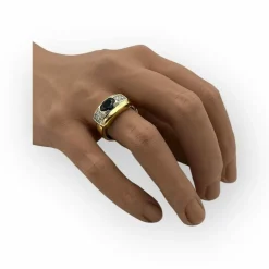 Bague saphir et pavage diamants
