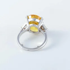 Bague Saphir jaune Diamants