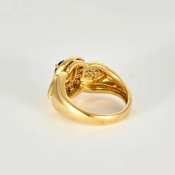 Bague Saphir, or jaune et diamants