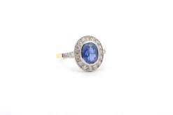 Bague saphir ovale 2,02cts et diamants
