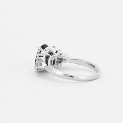 Bague Saphir épaulé Diamants