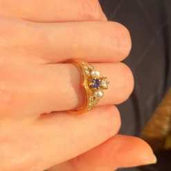 Bague Saphir Perles Diamants