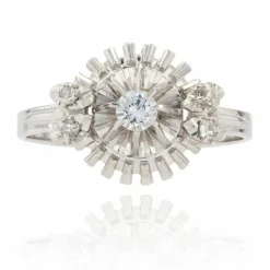Bague saphirs blancs rétro