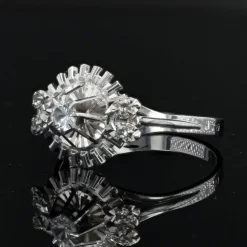 Bague saphirs blancs rétro