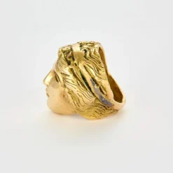 Bague sculpturale à motif de femme en or jaune