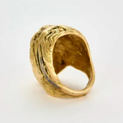 Bague sculpturale à motif de femme en or jaune