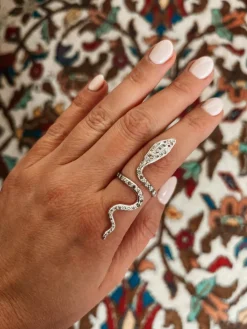 Bague serpent en or blanc et diamants de 1930