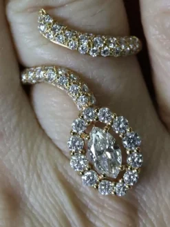 Bague serpent marquise Or jaune Diamant